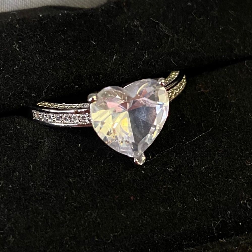 Sterling silver Heart Ring & Earring Set Size 9 - Picture 8 of 16